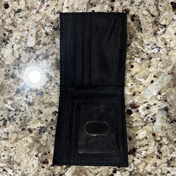 FNAF Five Nights at Freddy's wallet - Picture 3 of 3